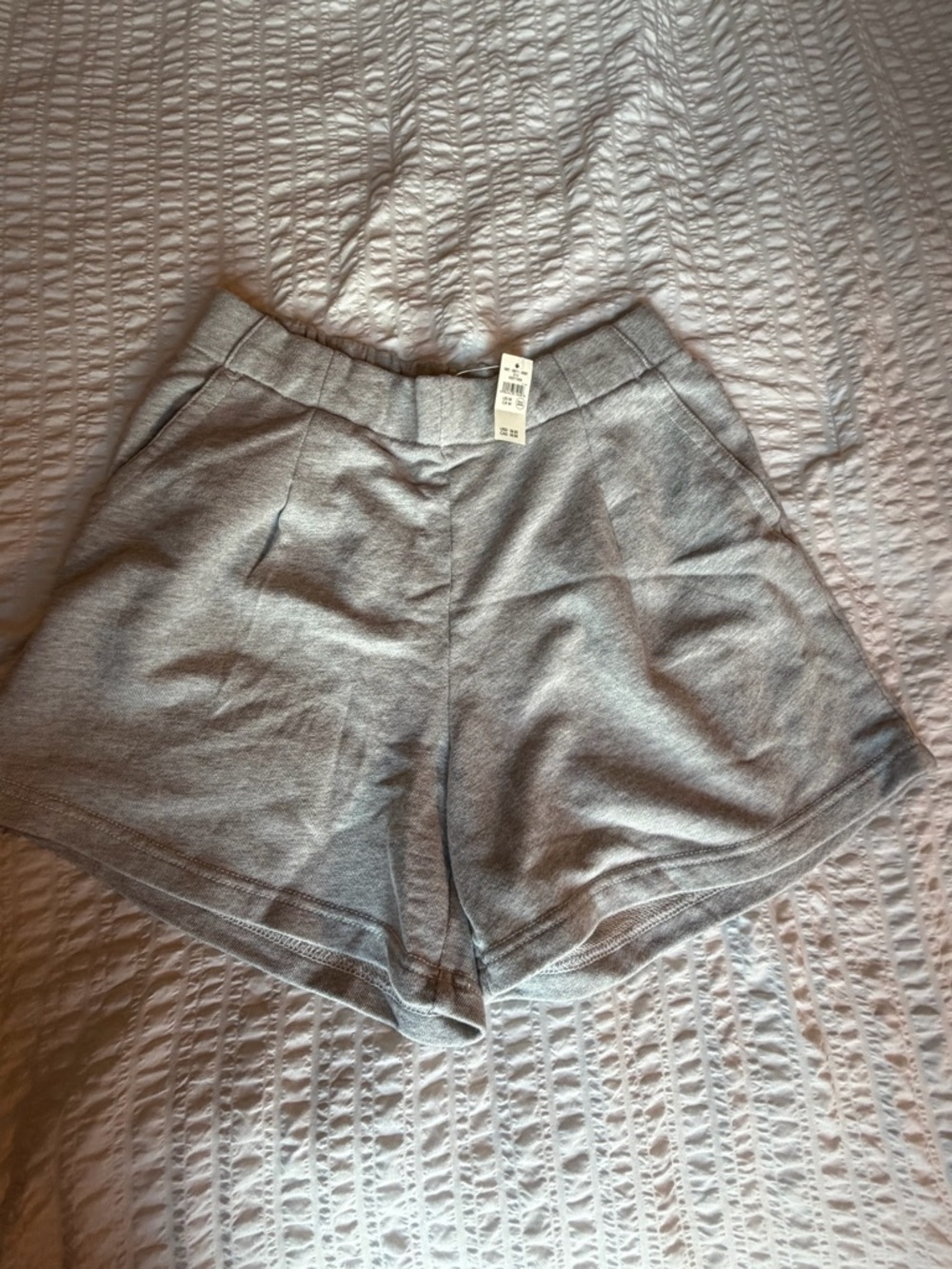 Aerie Light Gray Flat Front Knit Shorts - NWT size Medium